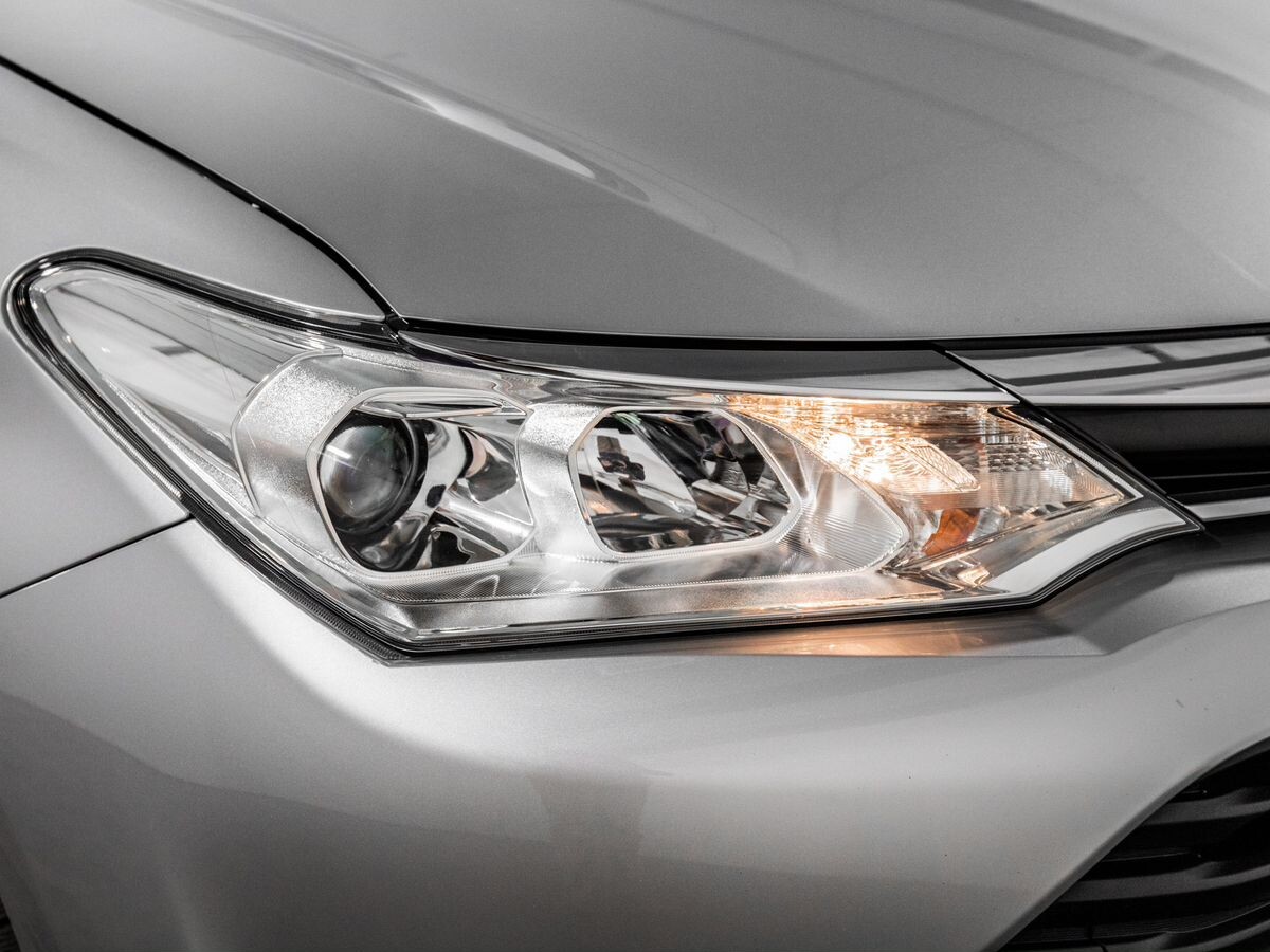 Toyota Corolla 2017 - фото автомобиля