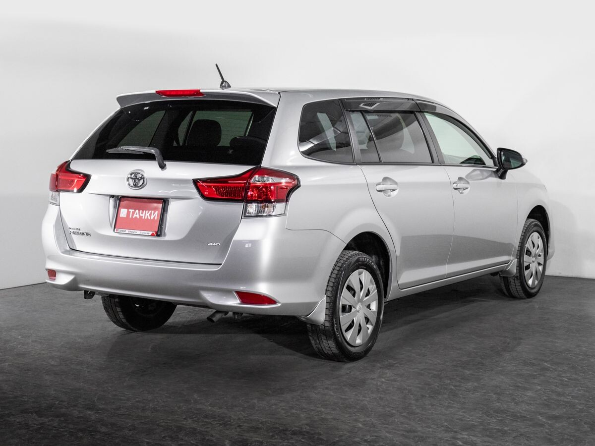 Toyota Corolla 2017 - фото автомобиля