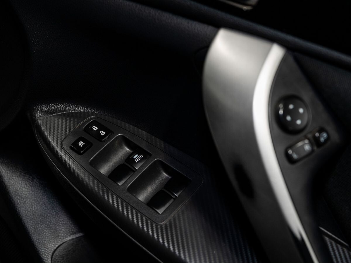 Mitsubishi Eclipse Cross 2018 - фото автомобиля