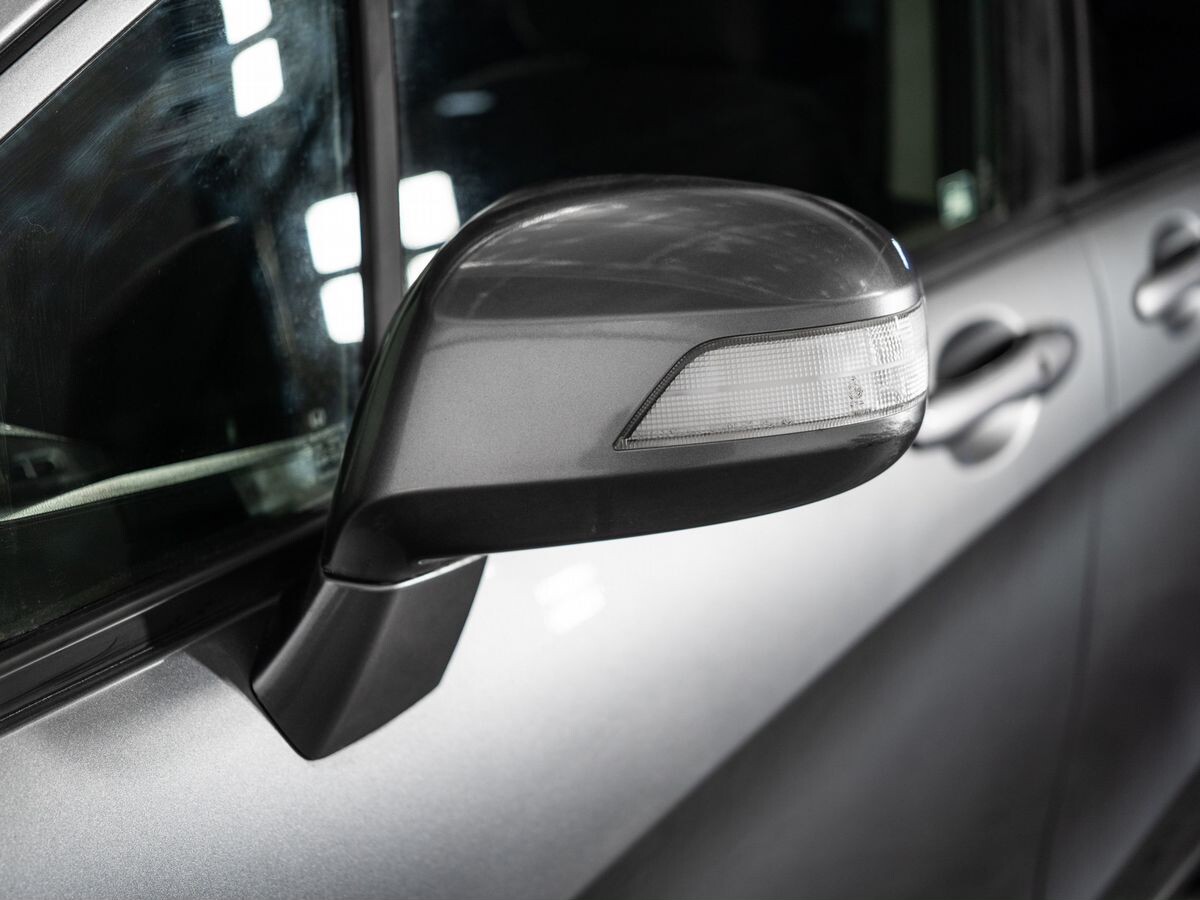 Honda Freed 2011 - фото автомобиля