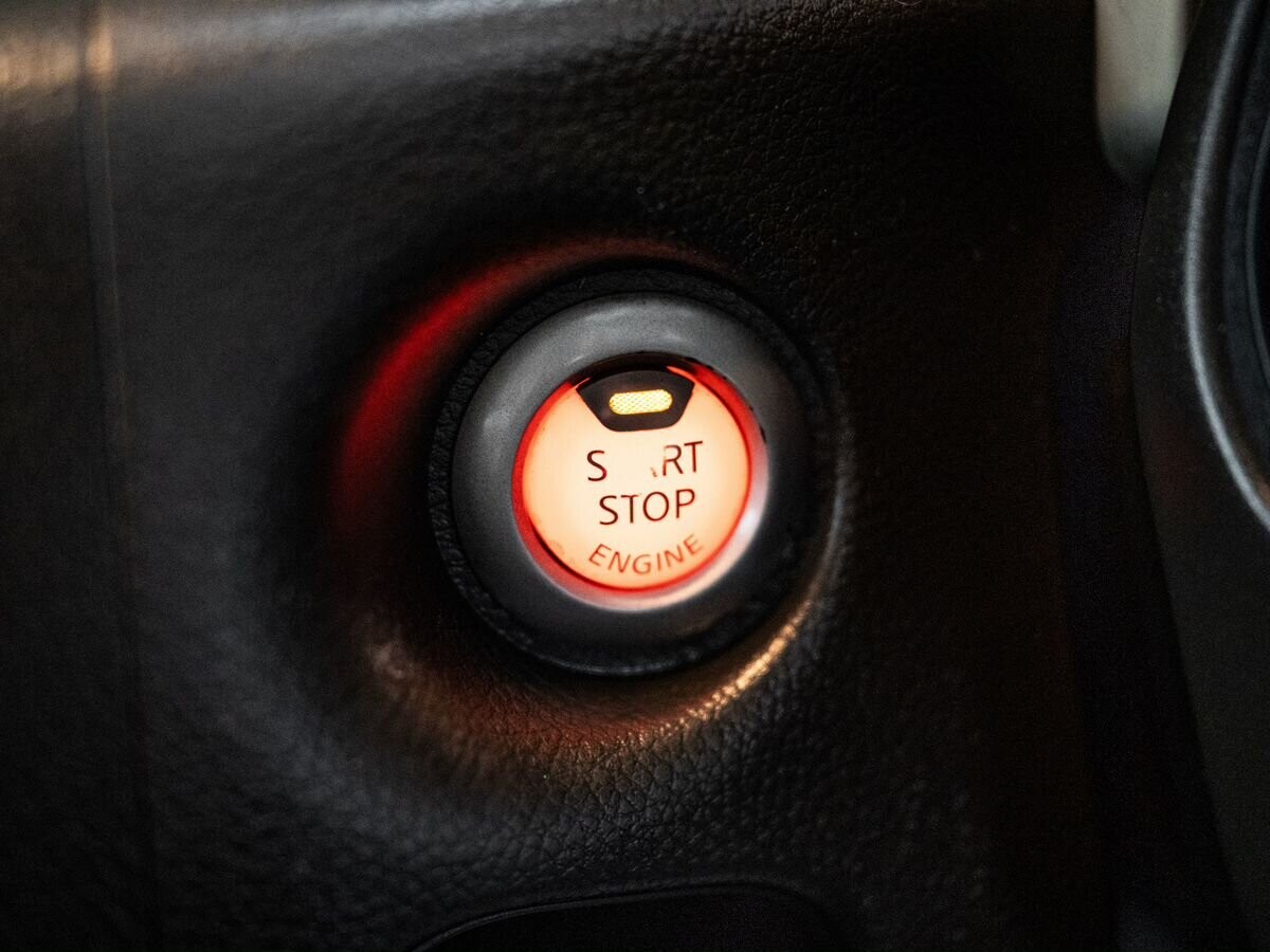 Nissan Cube 2010 - фото автомобиля