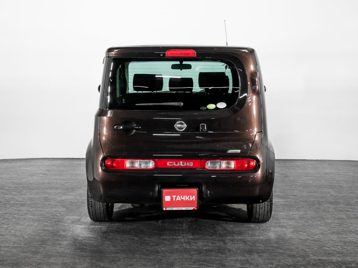 Nissan Cube 2010 - фото автомобиля
