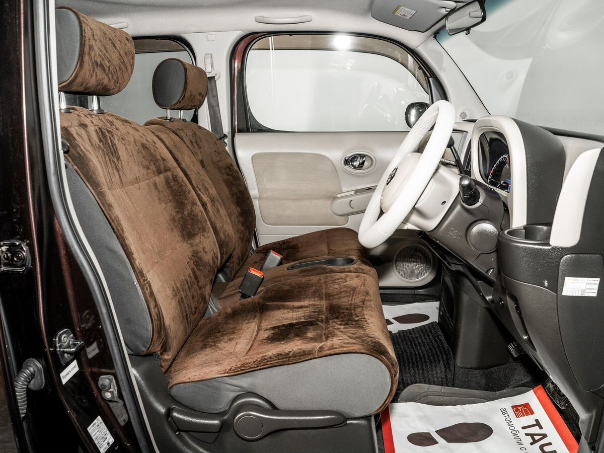 Nissan Cube 2010 - фото автомобиля