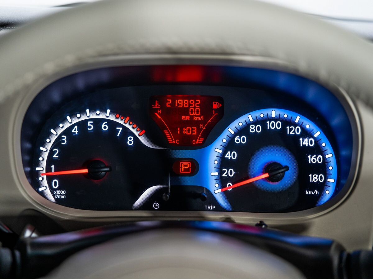 Nissan Cube 2010 - фото автомобиля