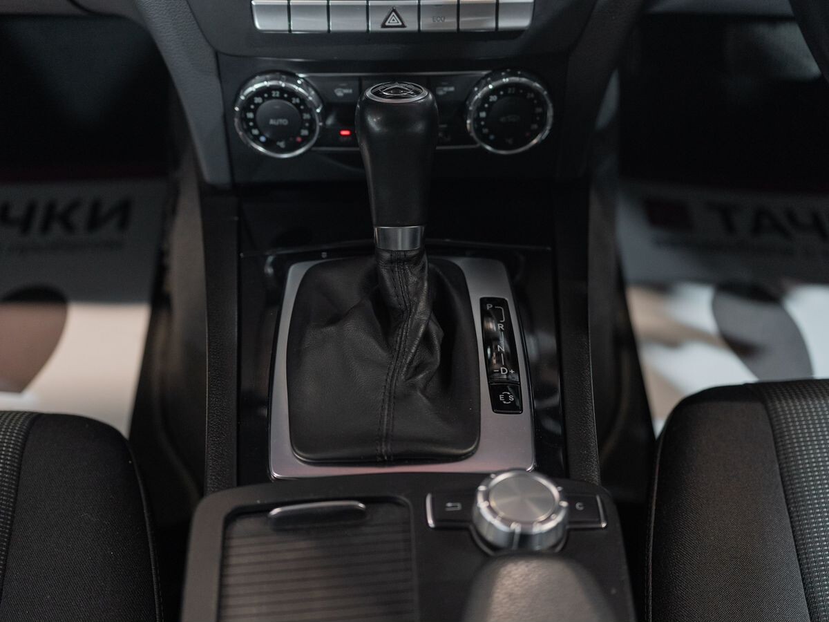 Mercedes-Benz C-Класс 2012 - фото автомобиля