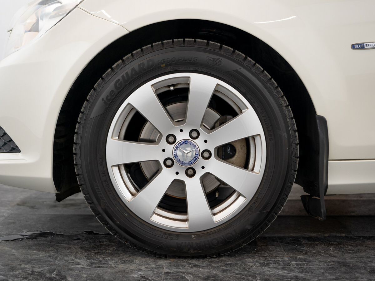 Mercedes-Benz C-Класс 2012 - фото автомобиля