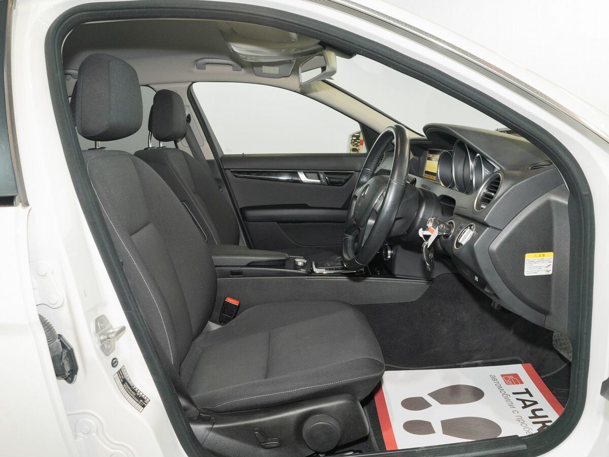 Mercedes-Benz C-Класс 2012 - фото автомобиля