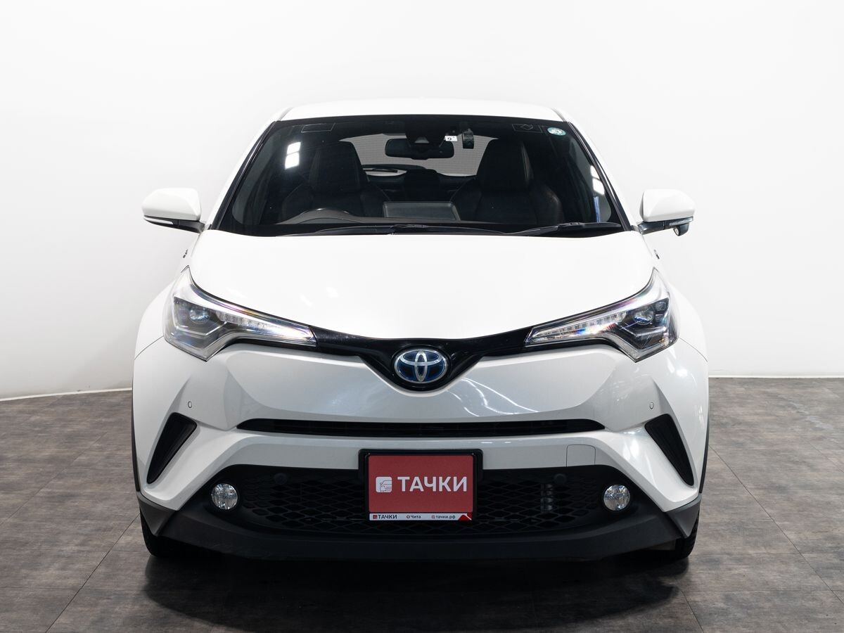 Toyota C-HR 2017 - фото автомобиля