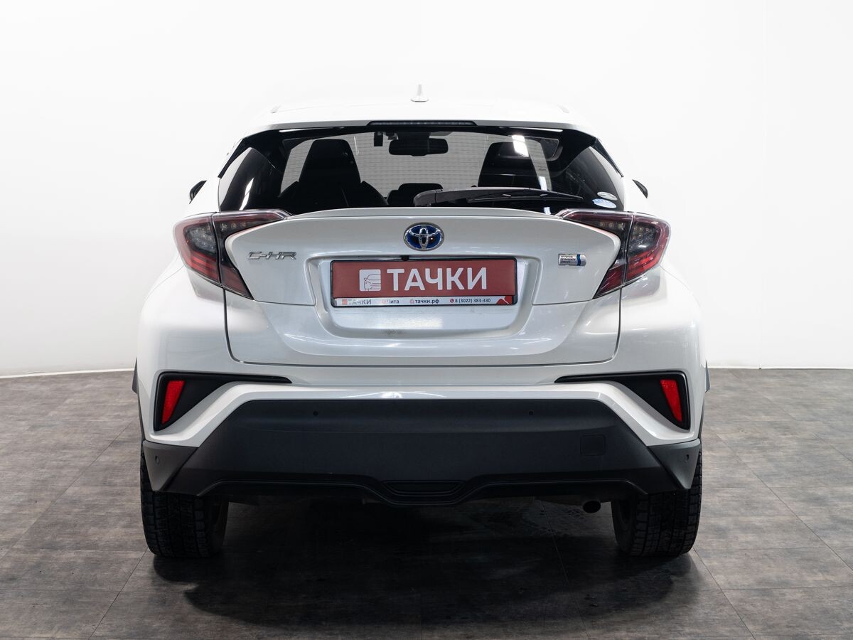 Toyota C-HR 2017 - фото автомобиля