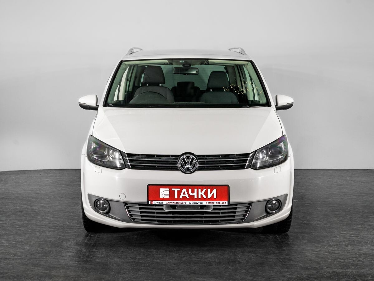 Volkswagen Touran 2011 - фото автомобиля
