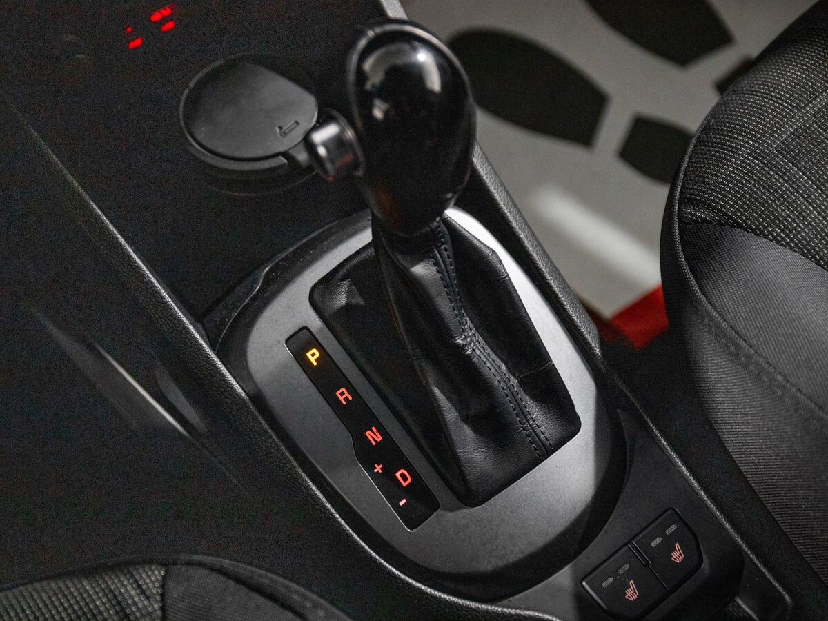 Kia Rio 2015 - фото автомобиля