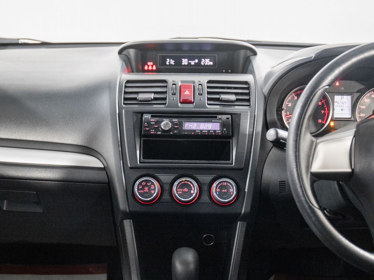 Subaru Impreza 2014 - фото автомобиля