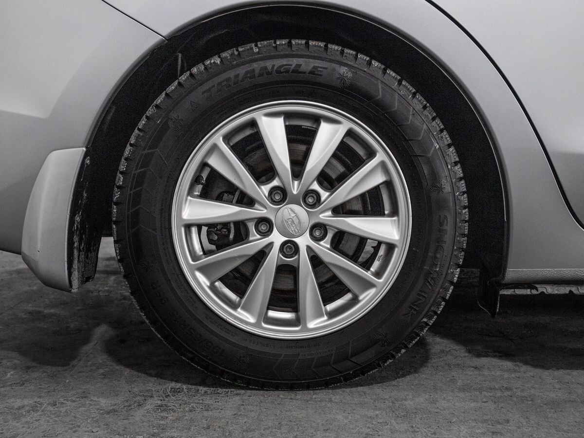 Subaru Impreza 2014 - фото автомобиля