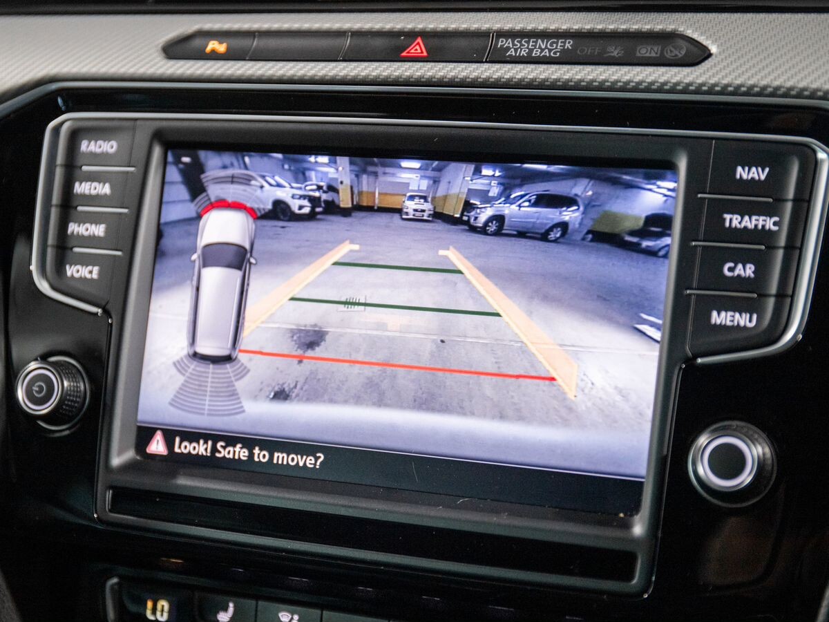 Volkswagen Passat 2015 - фото автомобиля