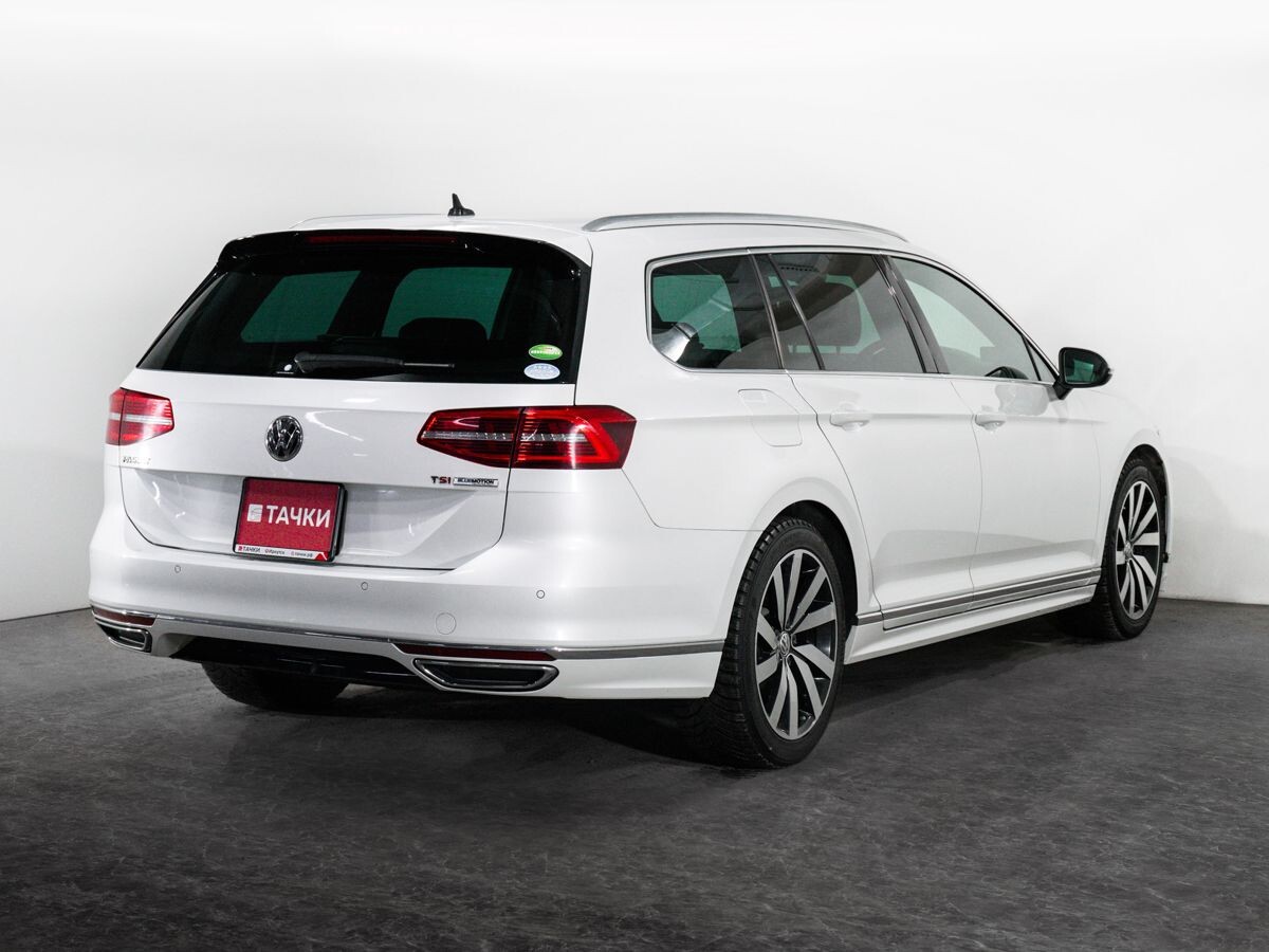 Volkswagen Passat 2015 - фото автомобиля