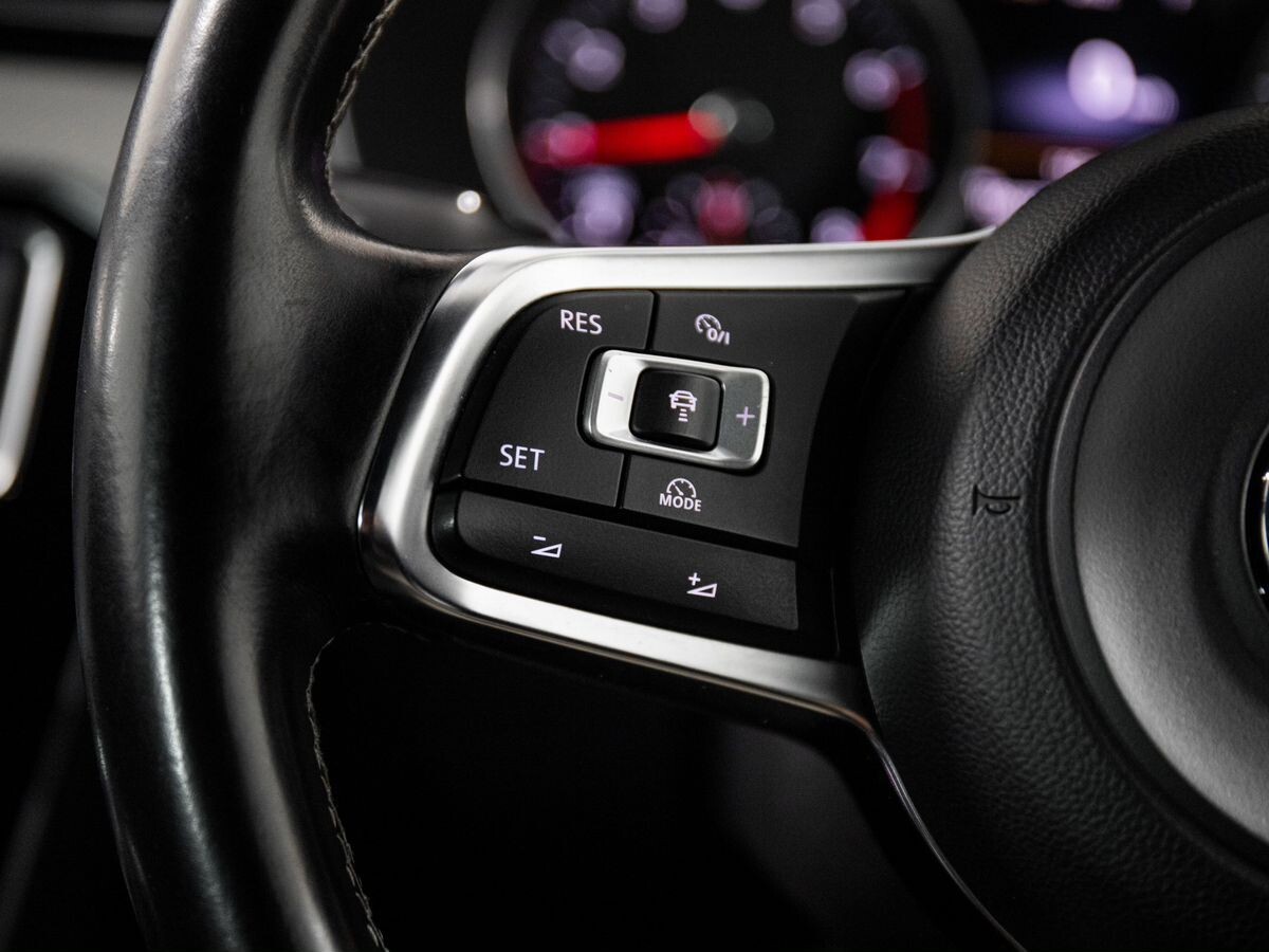 Volkswagen Passat 2015 - фото автомобиля