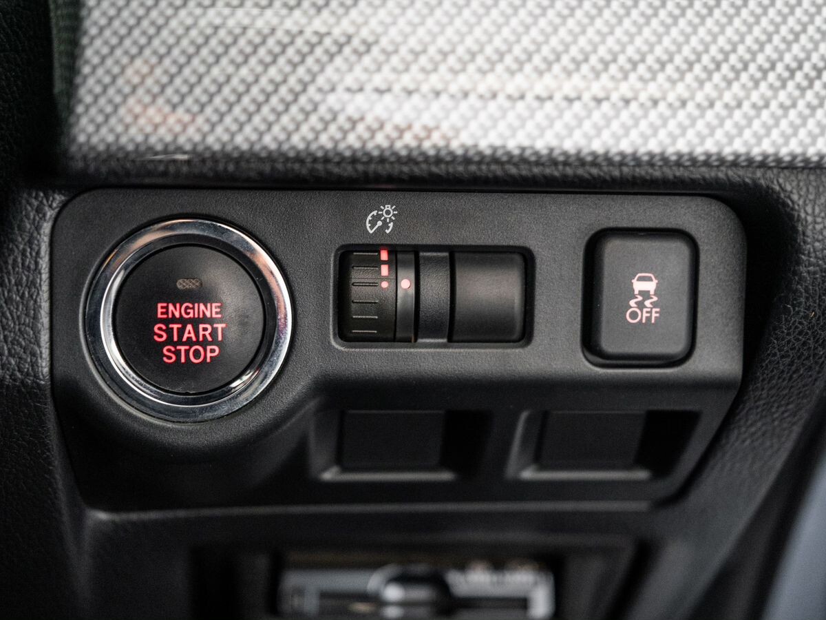 Subaru Levorg 2015 - фото автомобиля