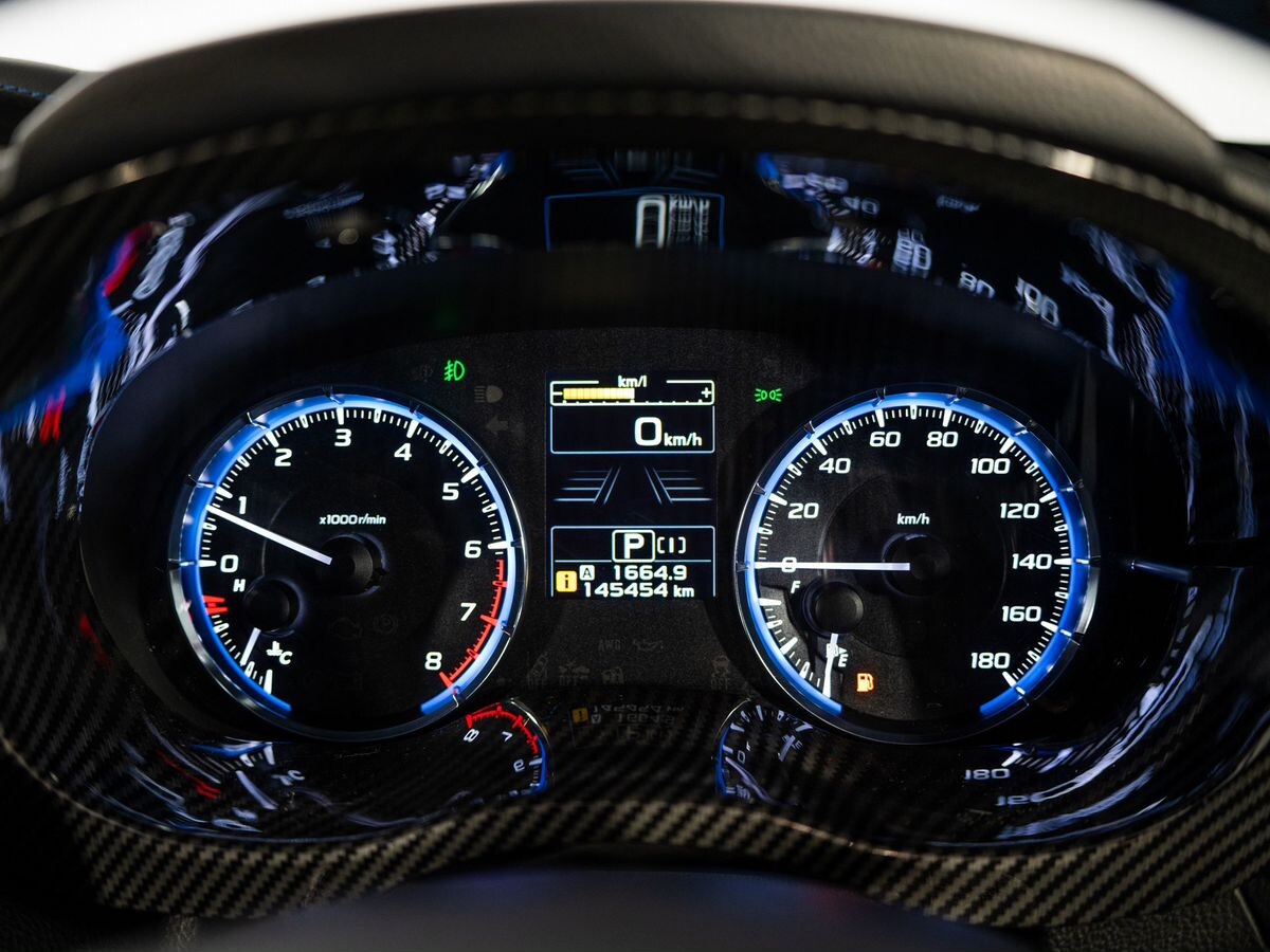 Subaru Levorg 2015 - фото автомобиля