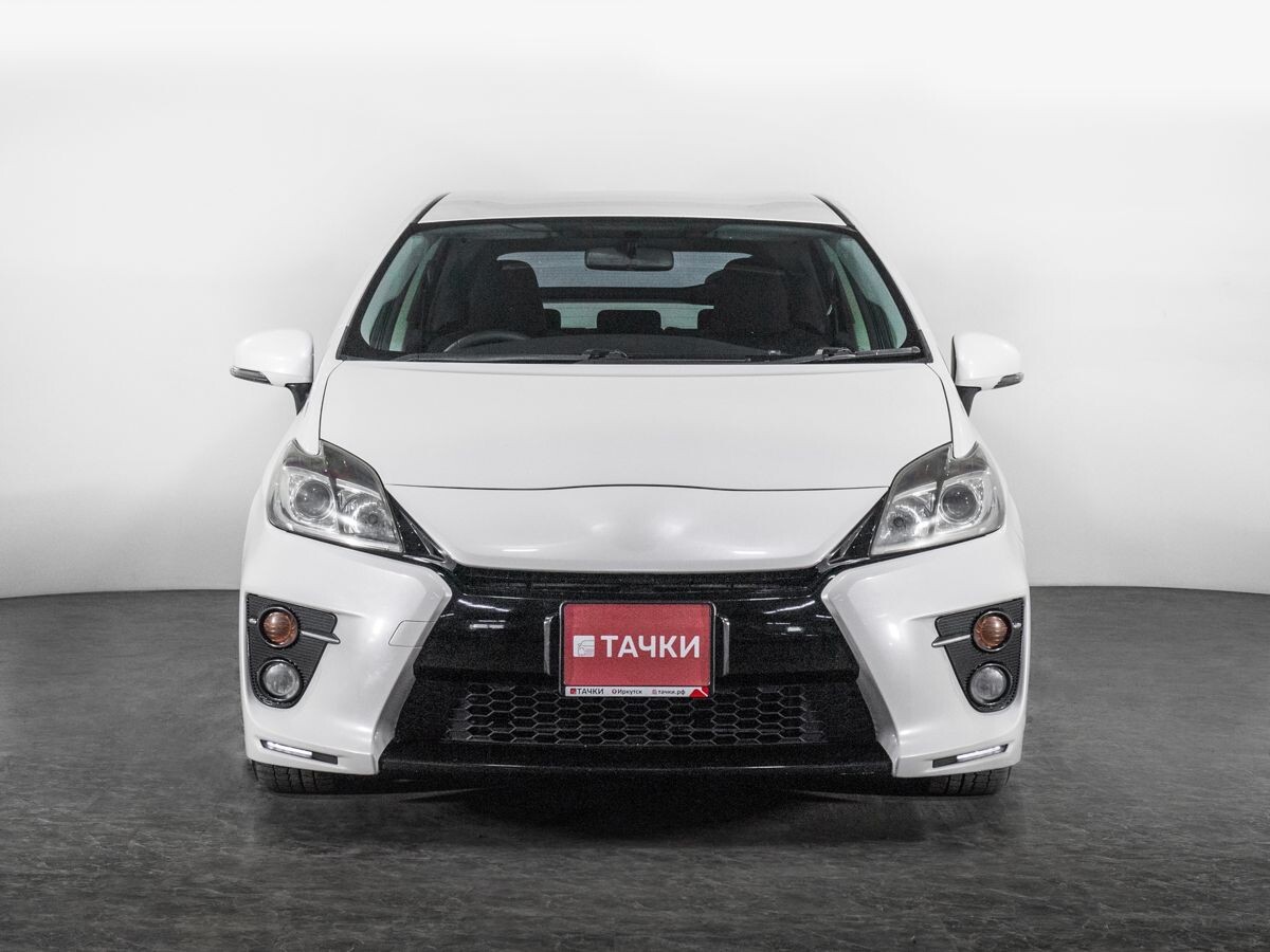 Toyota Prius 2014 - фото автомобиля