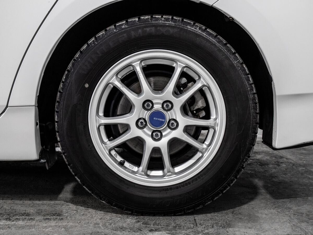 Toyota Prius 2014 - фото автомобиля