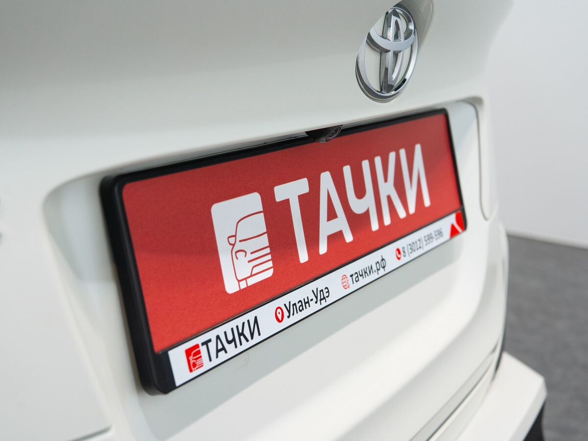 Toyota C-HR 2020 - фото автомобиля