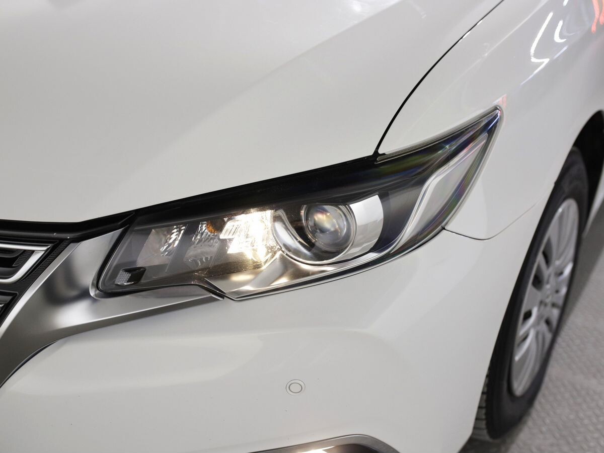 Toyota Premio 2016 - фото автомобиля