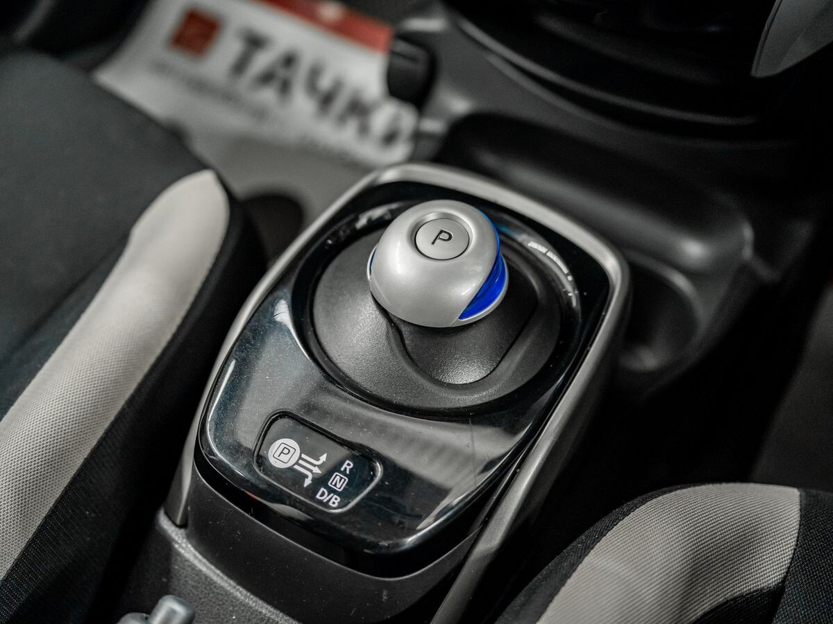 Nissan Note 2019 - фото автомобиля