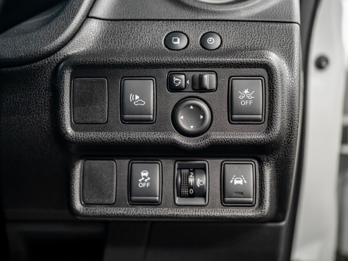 Nissan Note 2019 - фото автомобиля