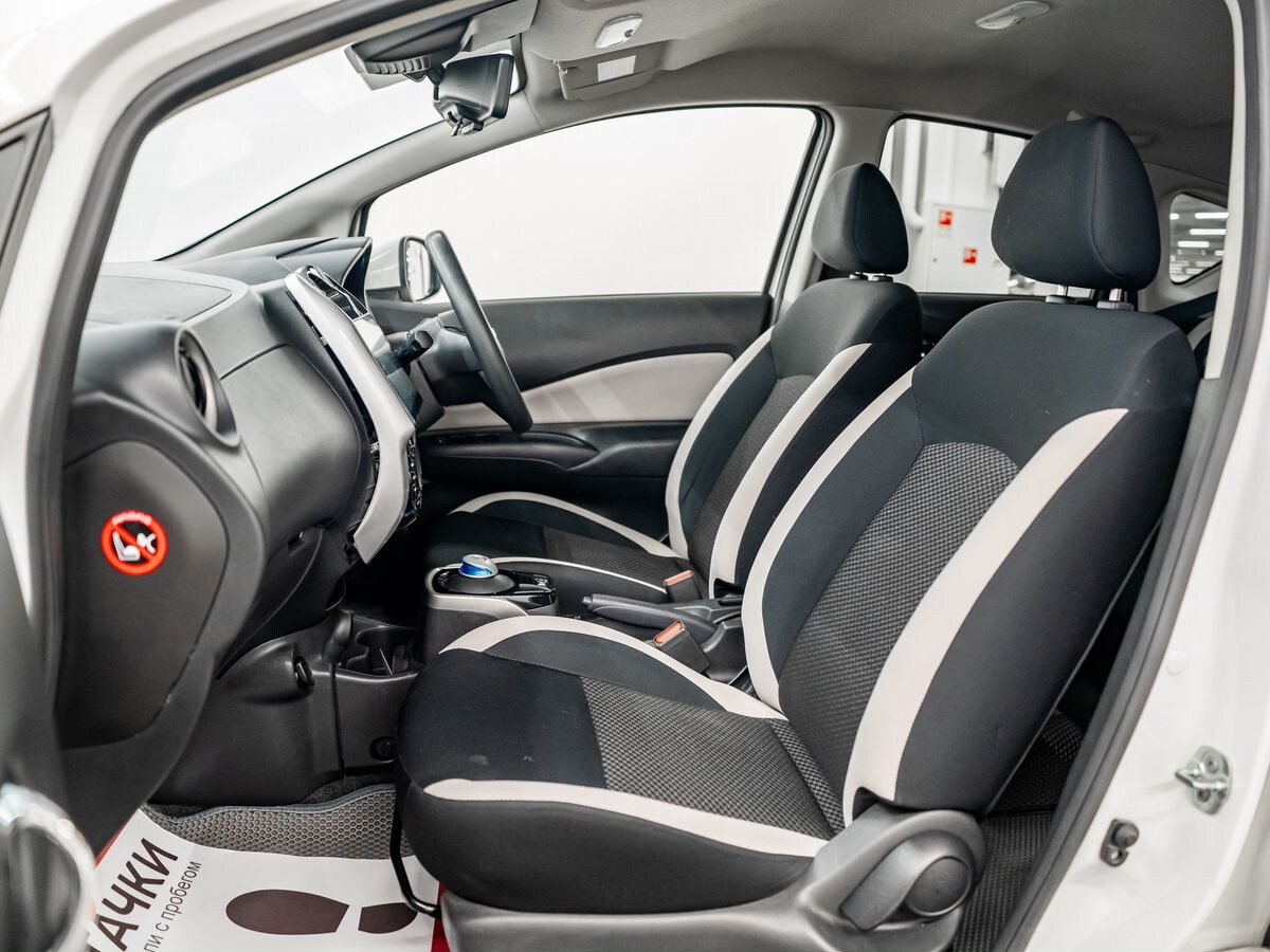 Nissan Note 2019 - фото автомобиля