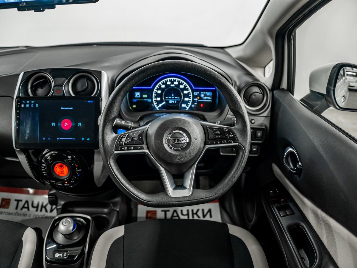 Nissan Note 2019 - фото автомобиля