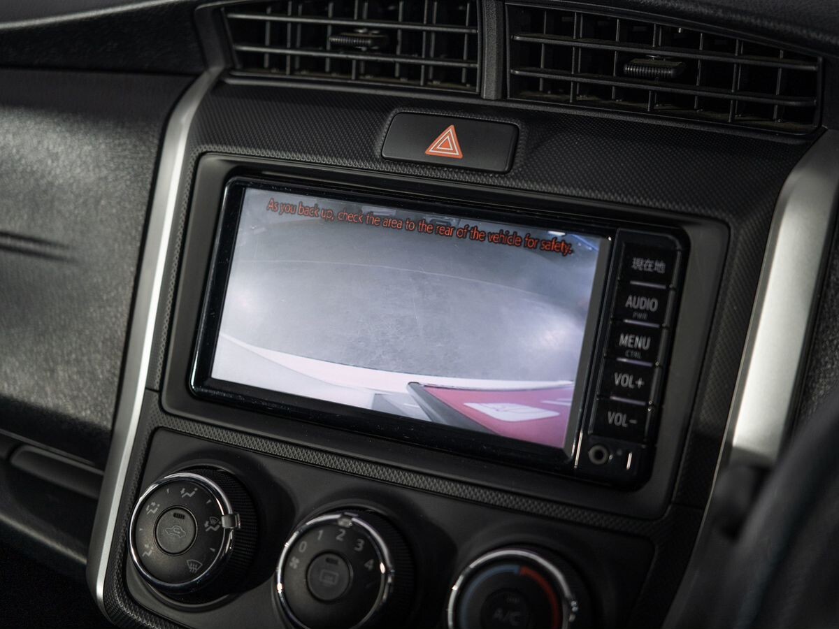 Toyota Corolla 2017 - фото автомобиля