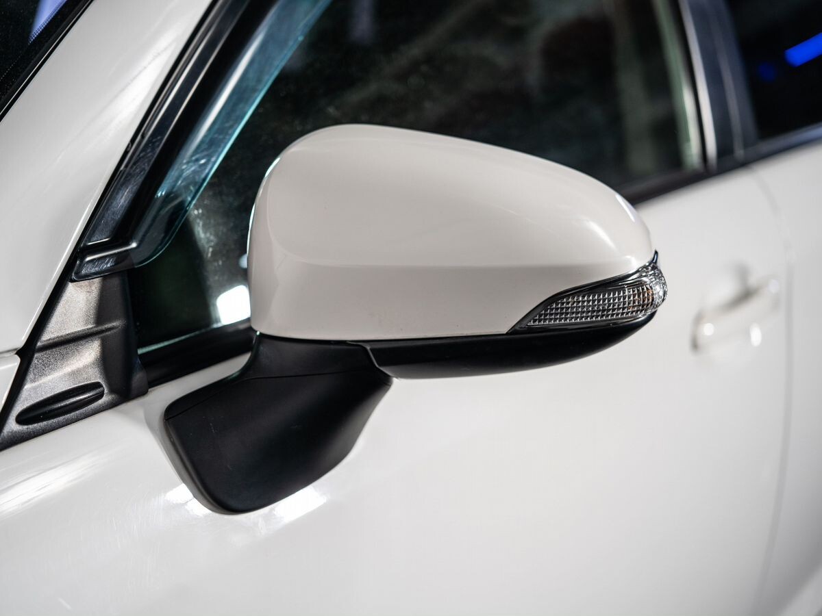 Toyota Corolla 2017 - фото автомобиля