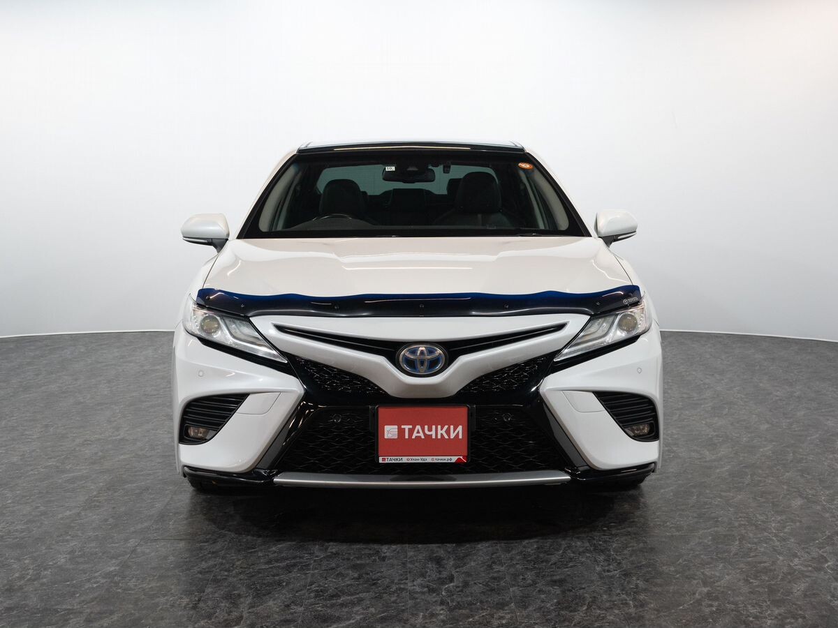 Toyota Camry 2018 - фото автомобиля
