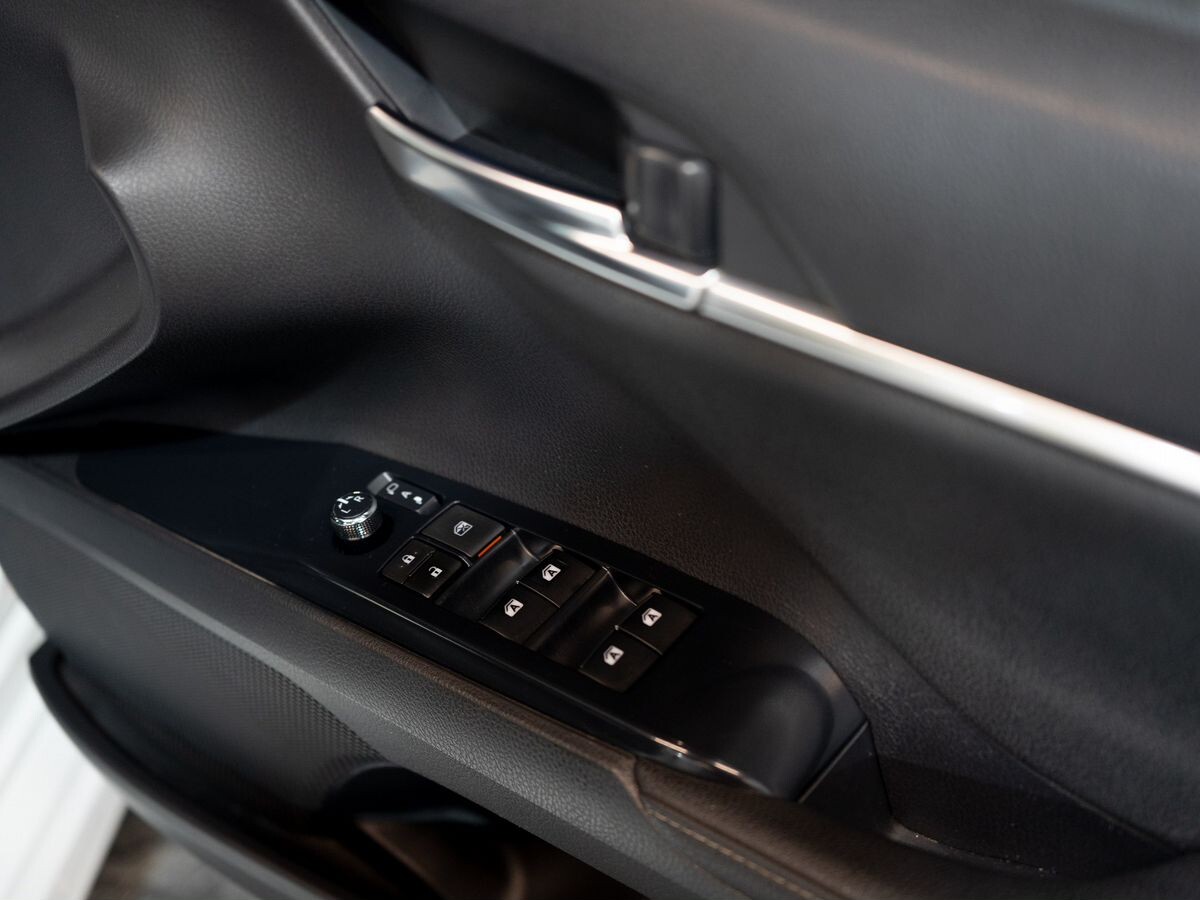 Toyota Camry 2018 - фото автомобиля