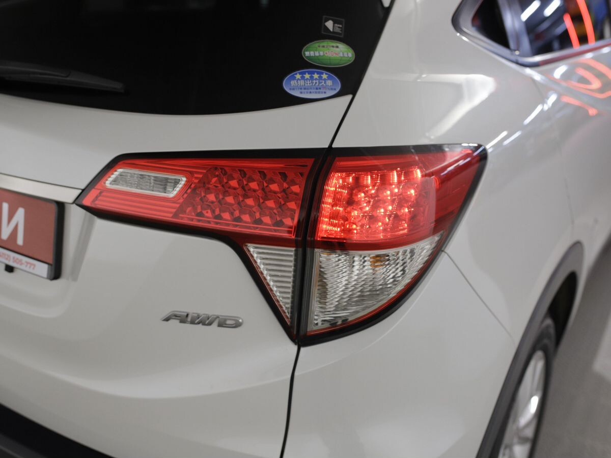 Honda Vezel 2018 - фото автомобиля