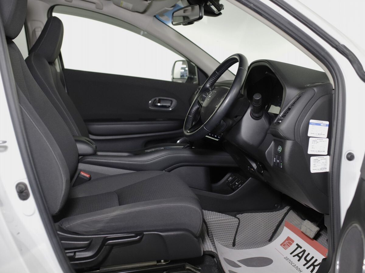 Honda Vezel 2018 - фото автомобиля