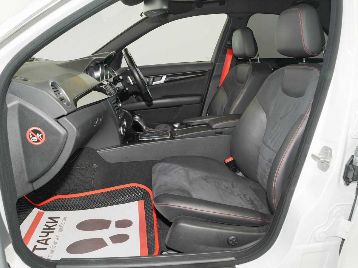 Mercedes-Benz C-Класс 2013 - фото автомобиля