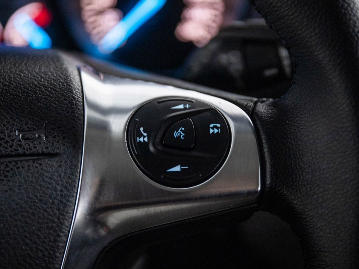 Ford Kuga 2014 - фото автомобиля