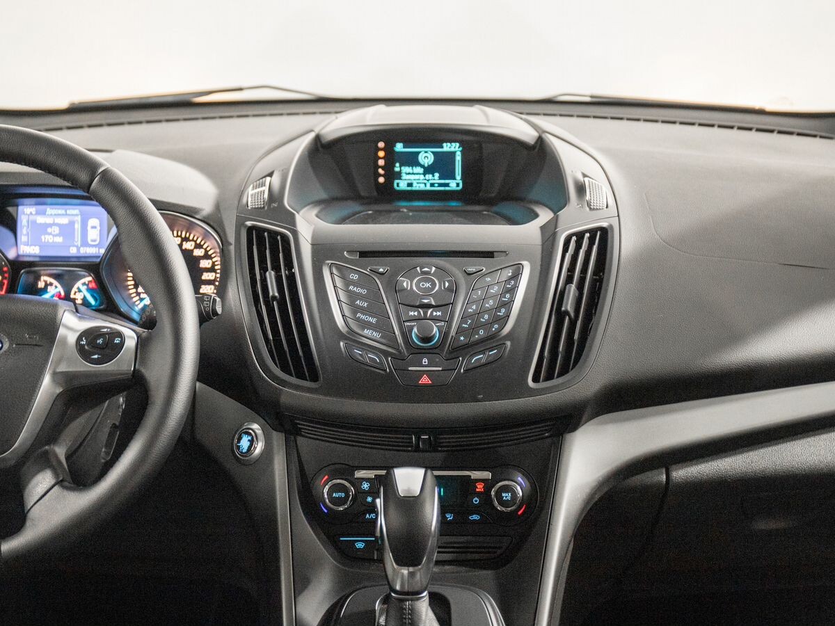 Ford Kuga 2014 - фото автомобиля