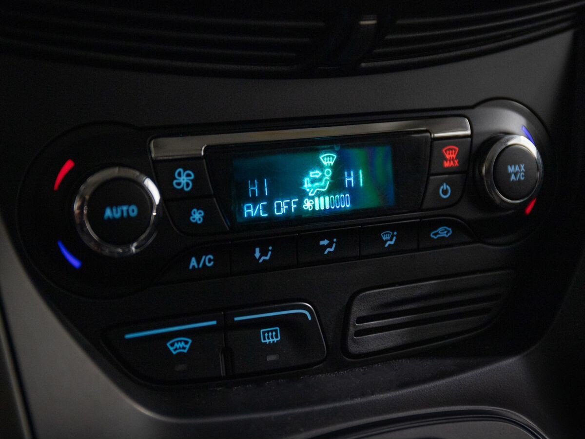 Ford Kuga 2014 - фото автомобиля