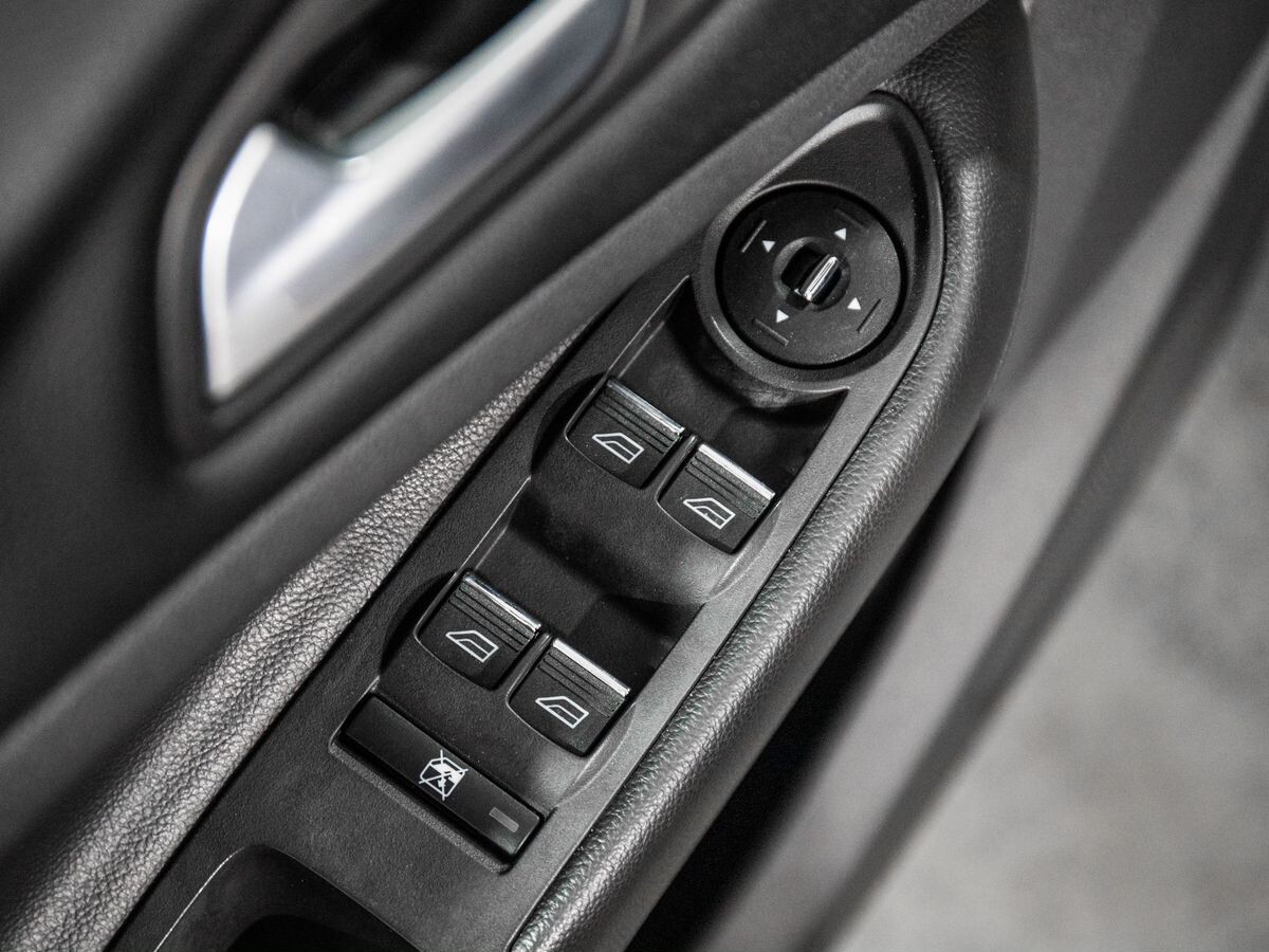 Ford Kuga 2014 - фото автомобиля