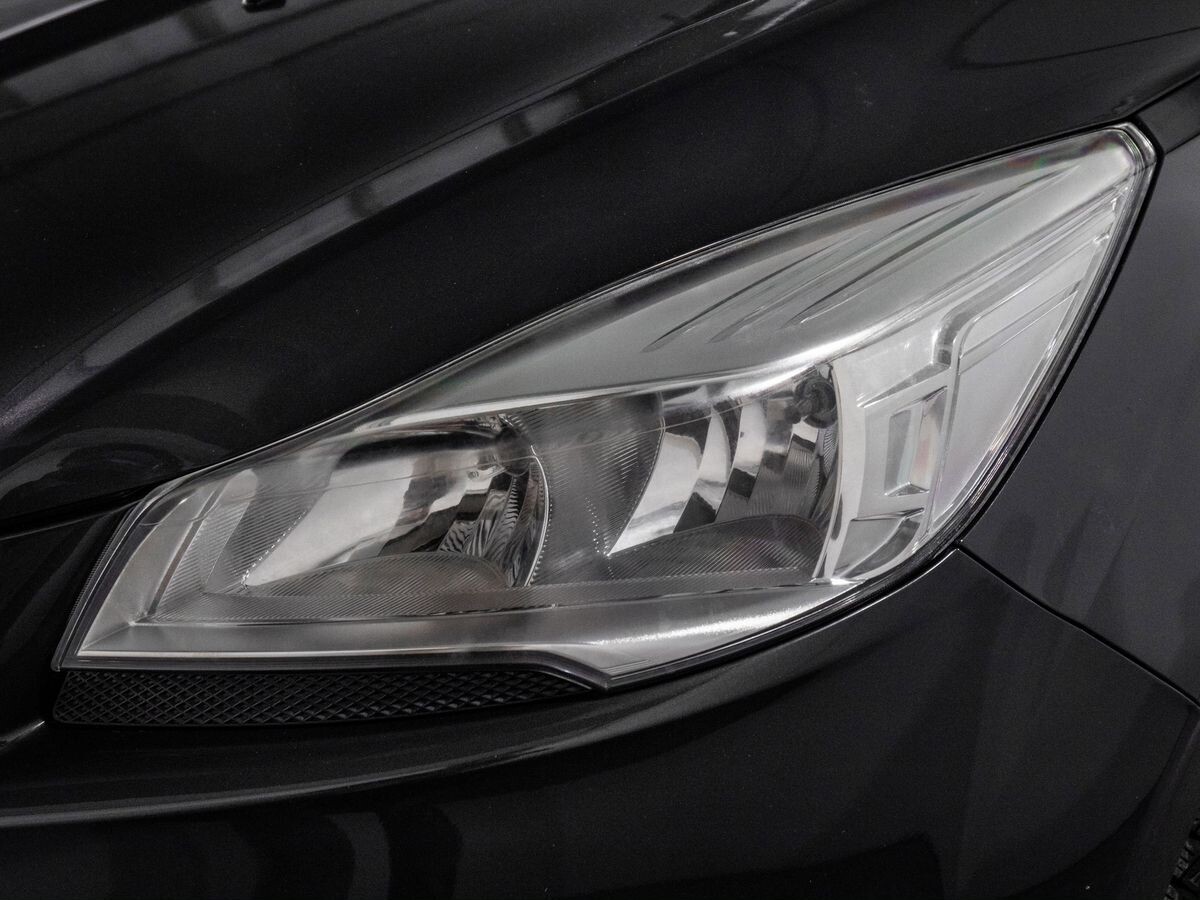 Ford Kuga 2014 - фото автомобиля