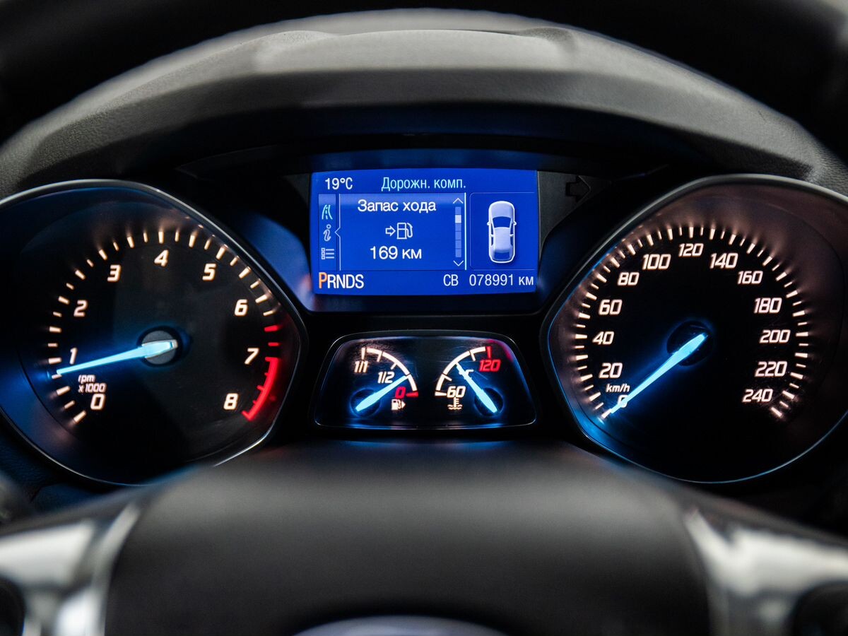 Ford Kuga 2014 - фото автомобиля