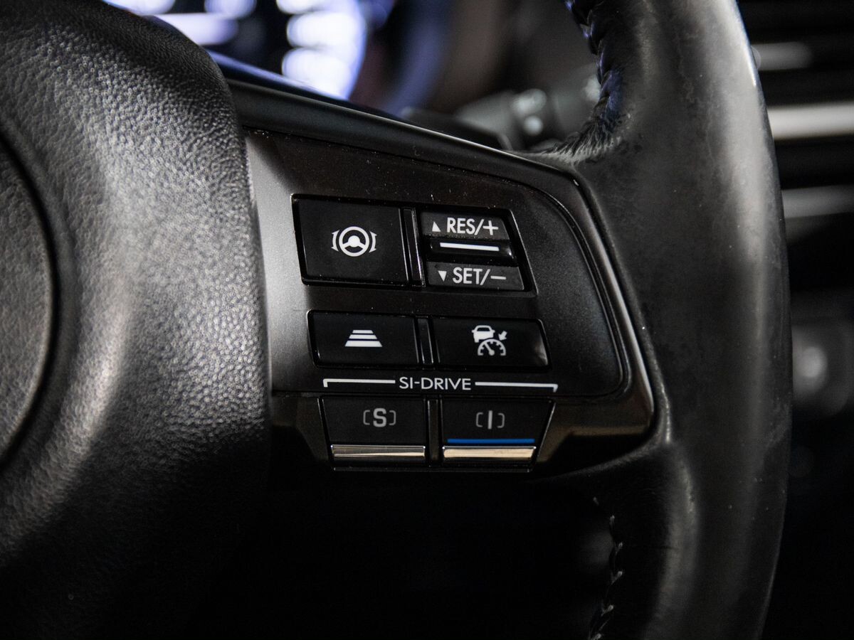 Subaru Levorg 2017 - фото автомобиля