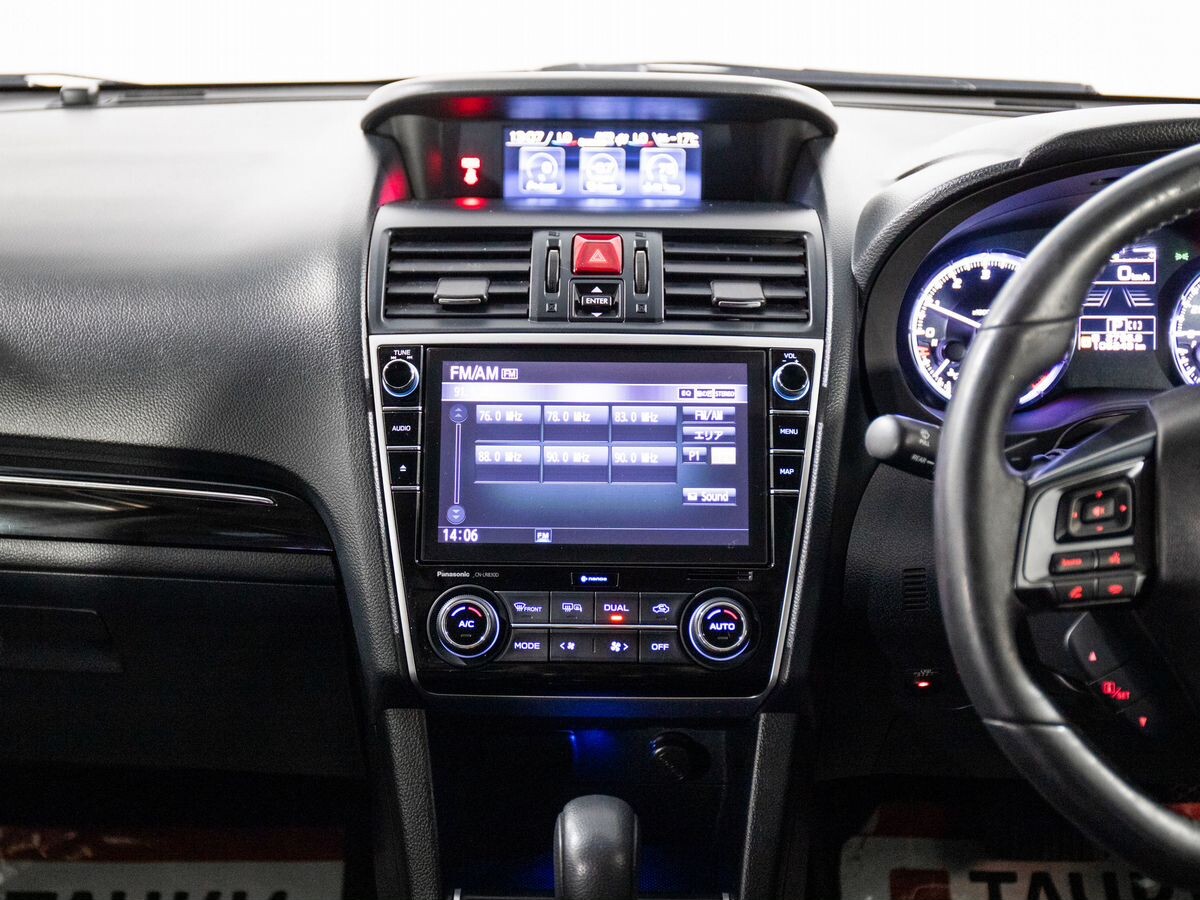 Subaru Levorg 2017 - фото автомобиля