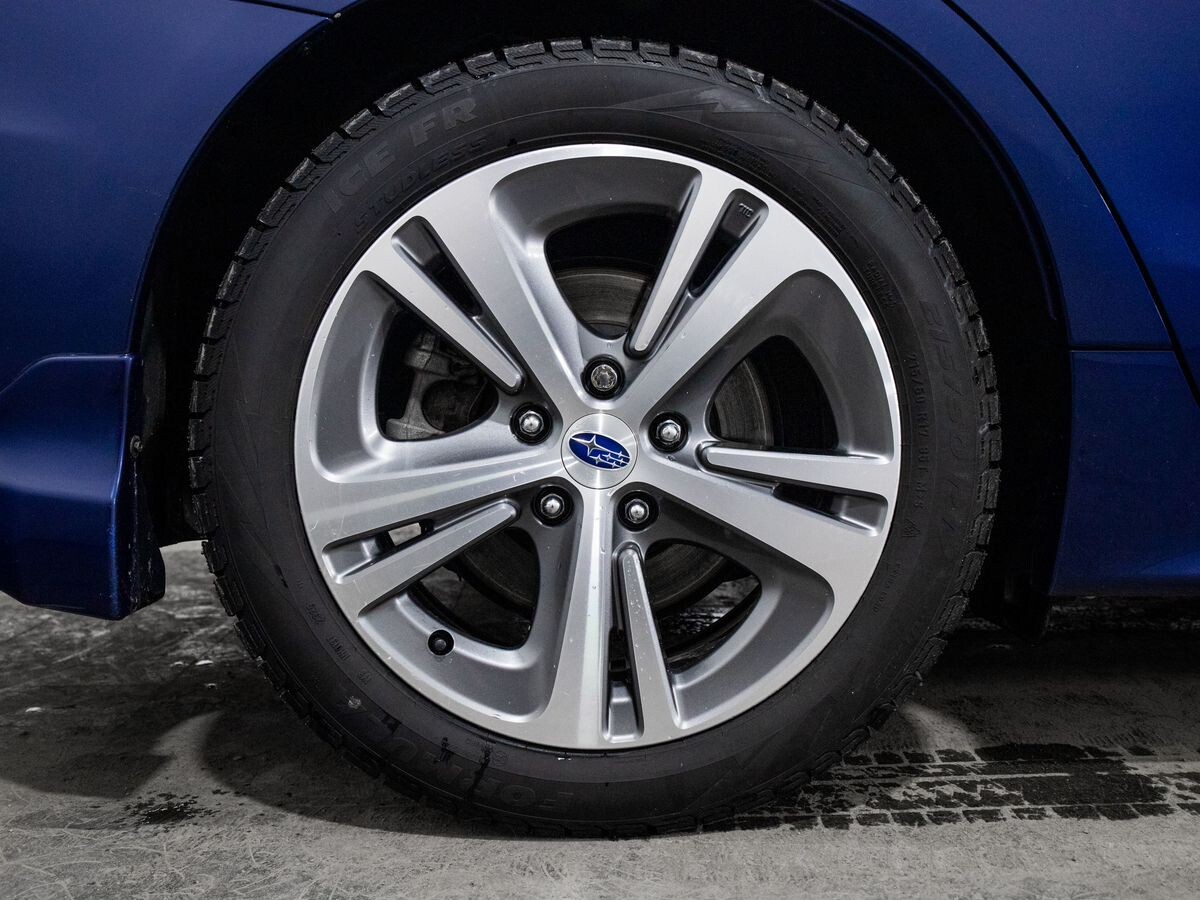 Subaru Levorg 2017 - фото автомобиля