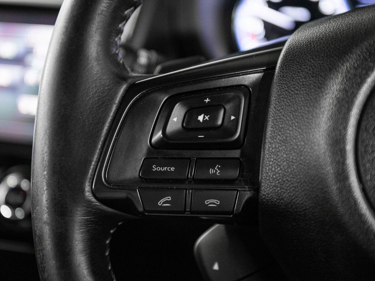 Subaru Levorg 2017 - фото автомобиля