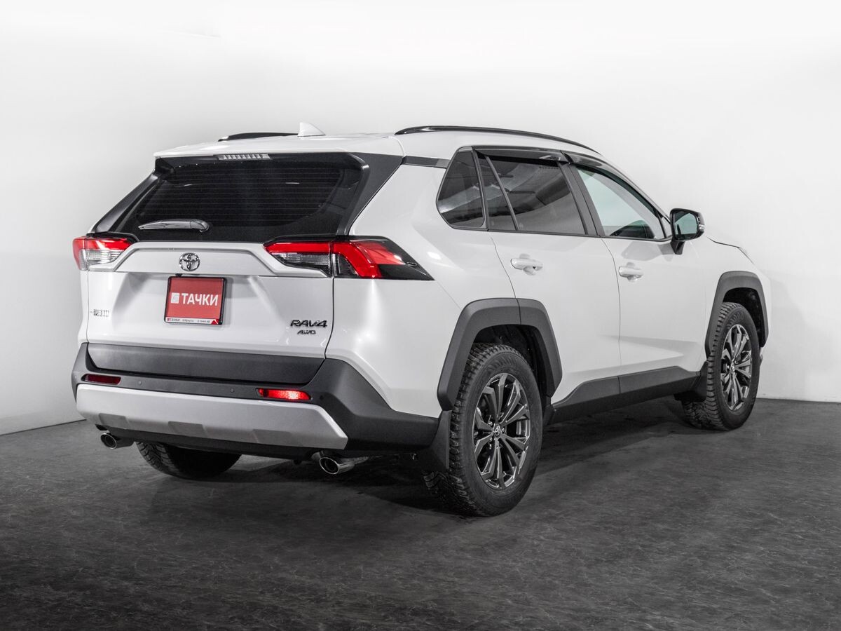 Toyota RAV4 2025 - фото автомобиля