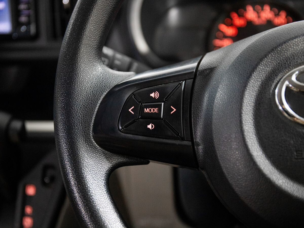 Toyota Passo 2017 - фото автомобиля