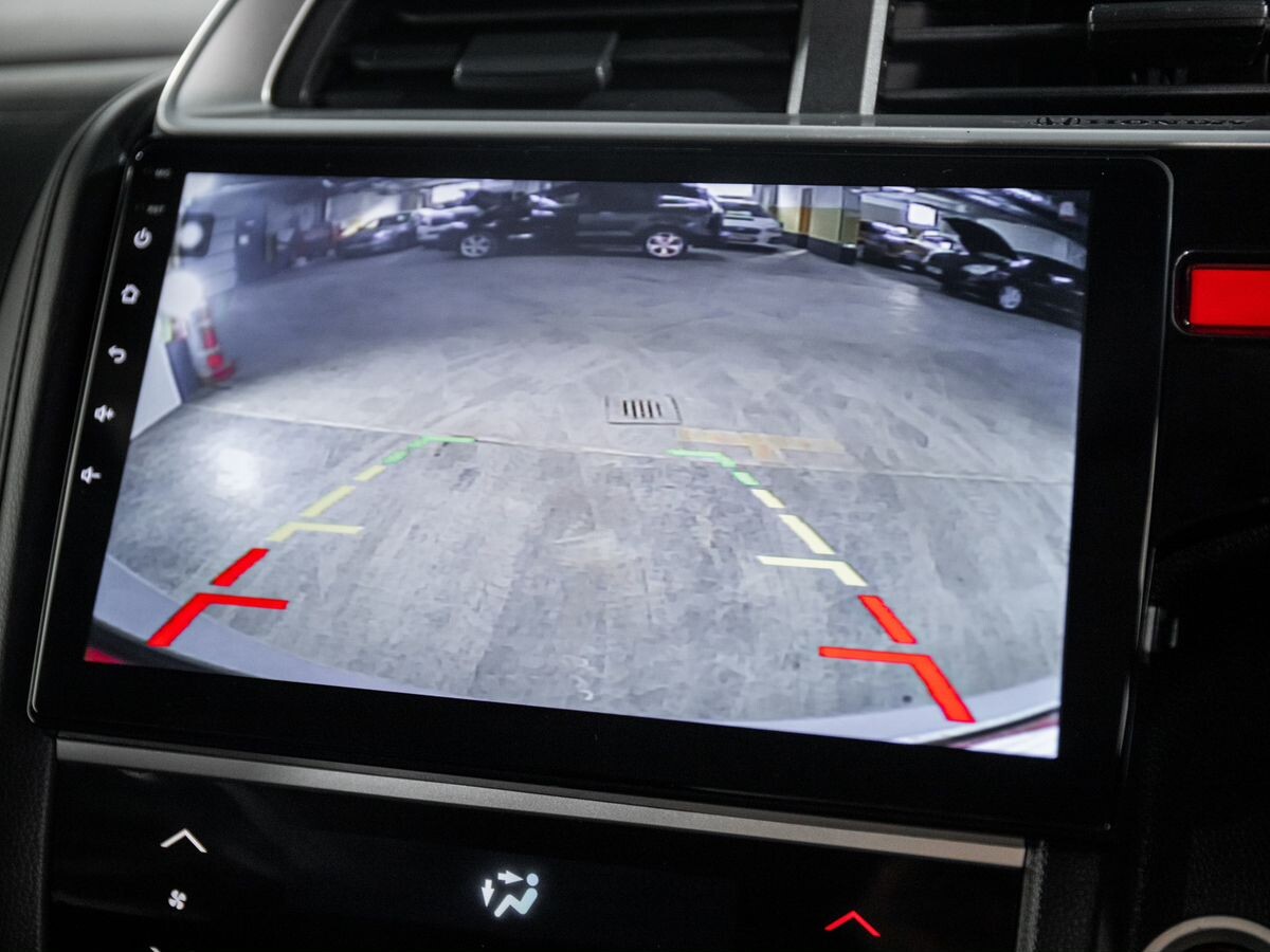 Honda Fit 2016 - фото автомобиля